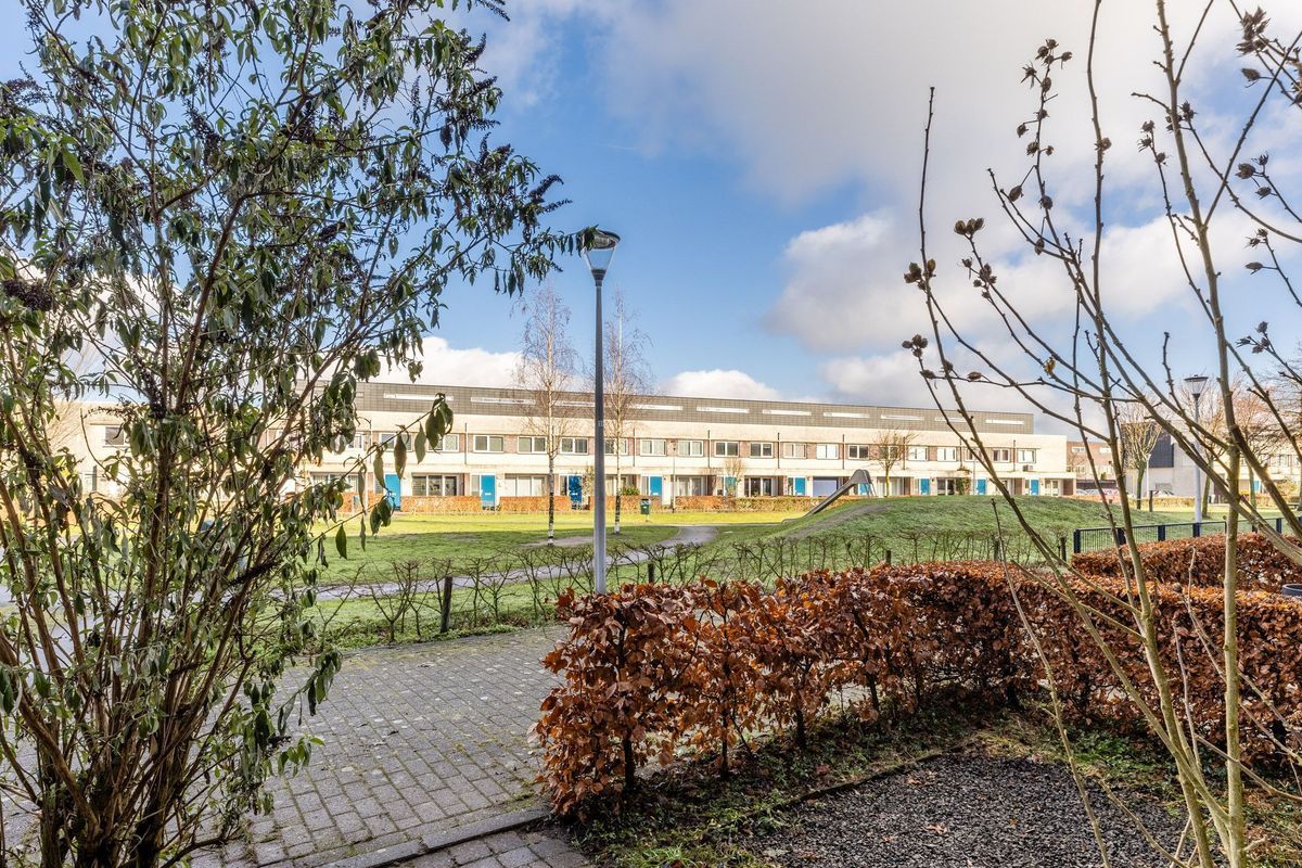 Santpoortplein 44 Photo Blur 27