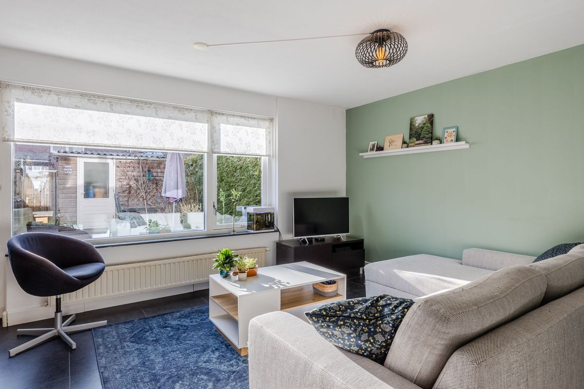 Santpoortplein 44 Photo Blur 4