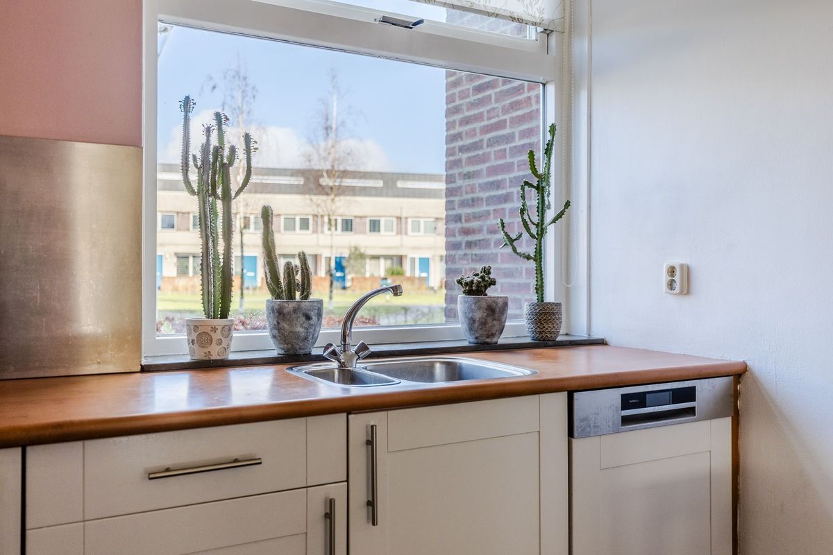 Santpoortplein 44 Photo Blur 8