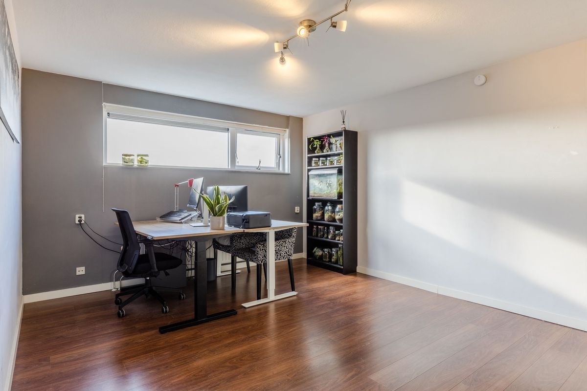 Santpoortplein 44 Photo Blur 20