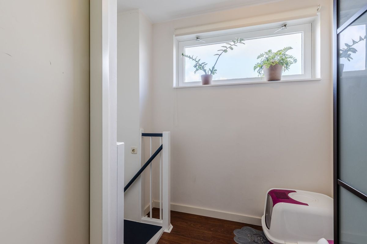 Santpoortplein 44 Photo Blur 22