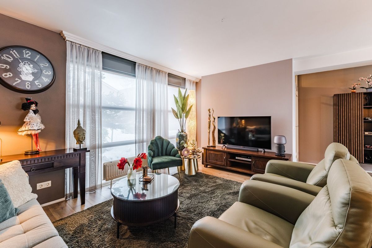 Maasbommelstraat 36 Photo Blur 4