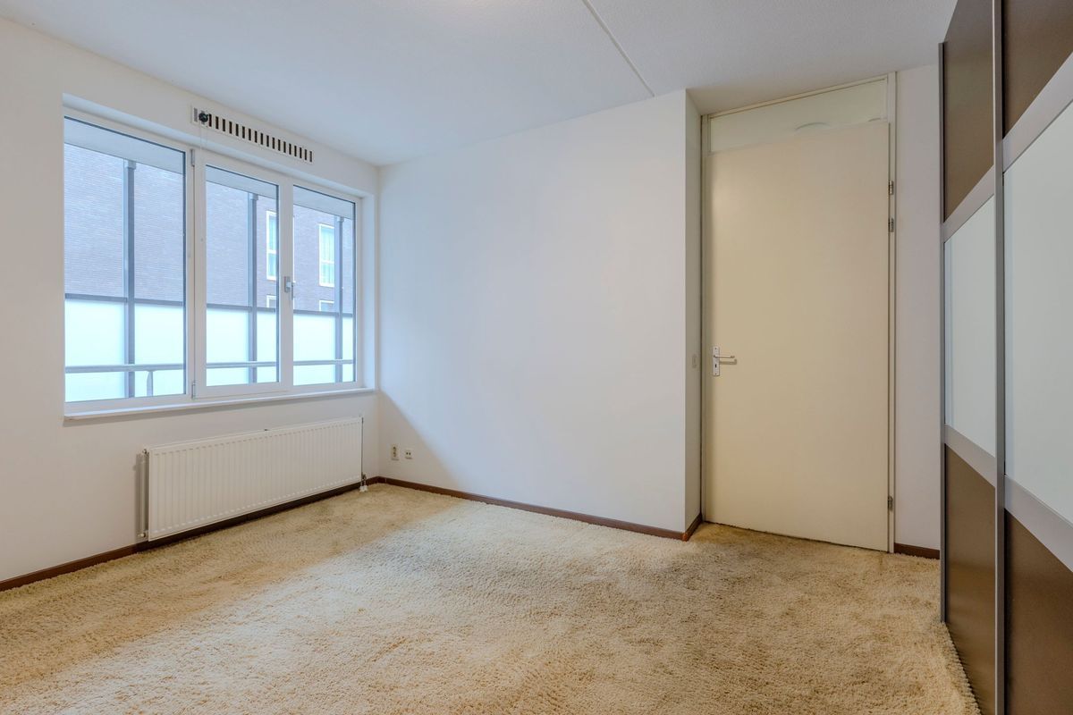 Laagstraat 4 - R Photo Blur 19