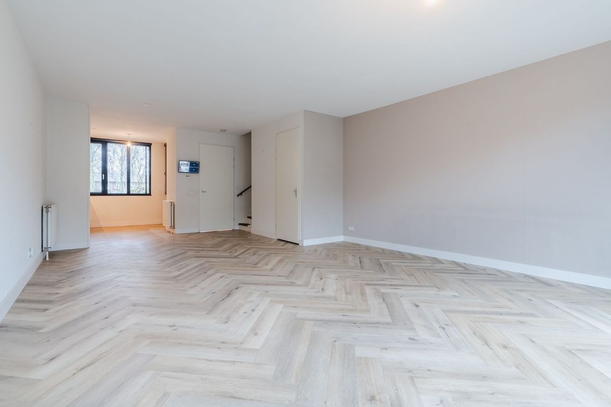 Volmolenplein 6 - A Photo Blur 12