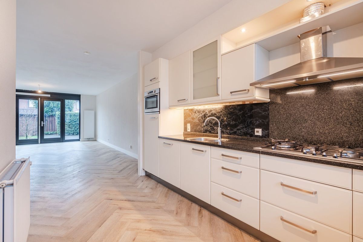 Volmolenplein 6 - A Photo Blur 17