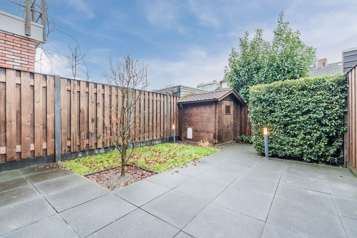 Volmolenplein 6 - A Photo Blur 30