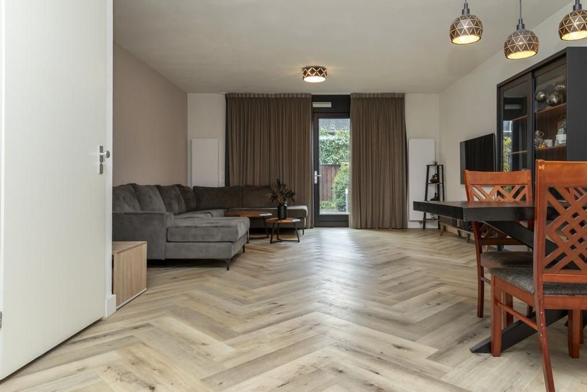 Volmolenplein 6 - A Photo Blur 9