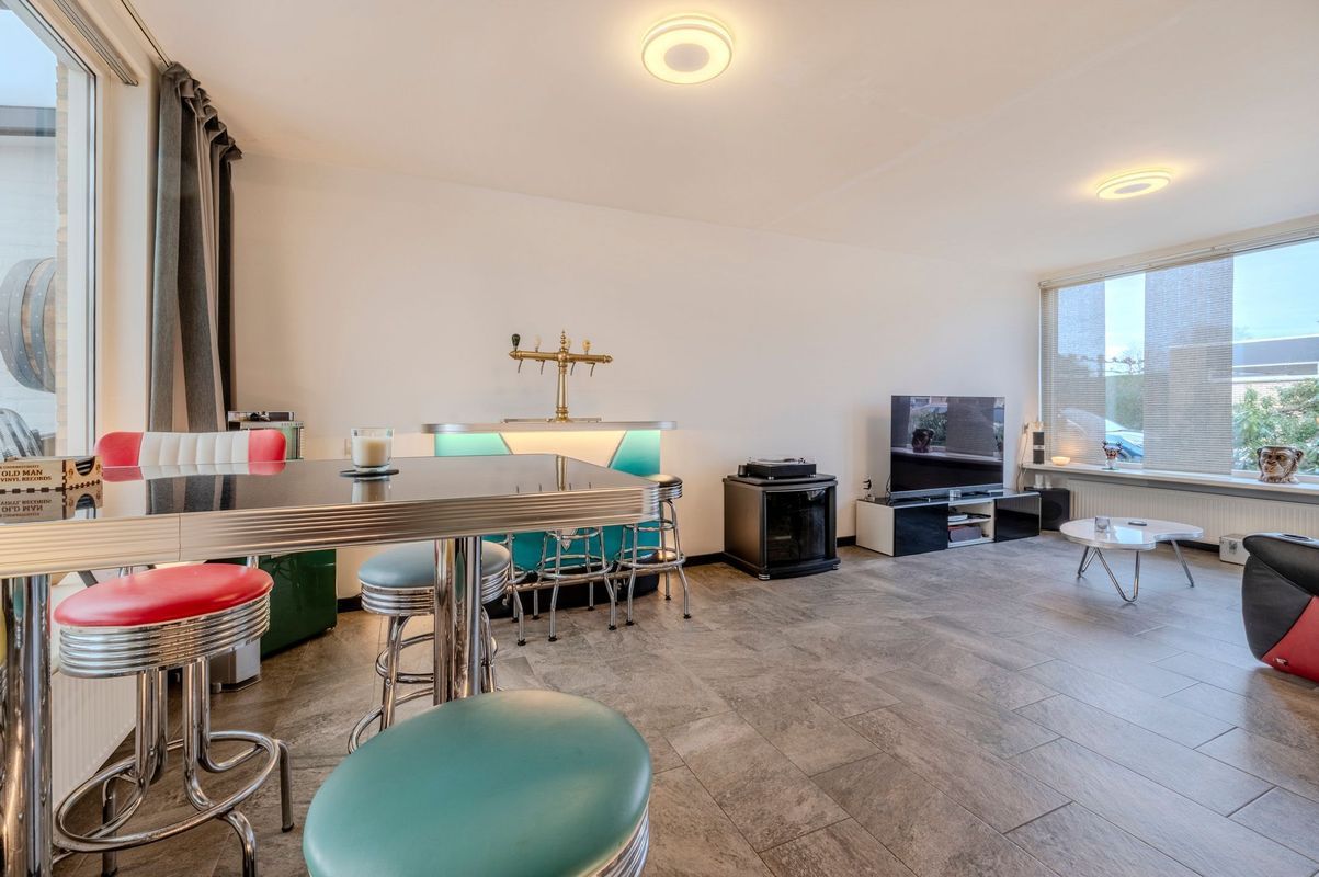 Kerselaar 14 Photo Blur 11