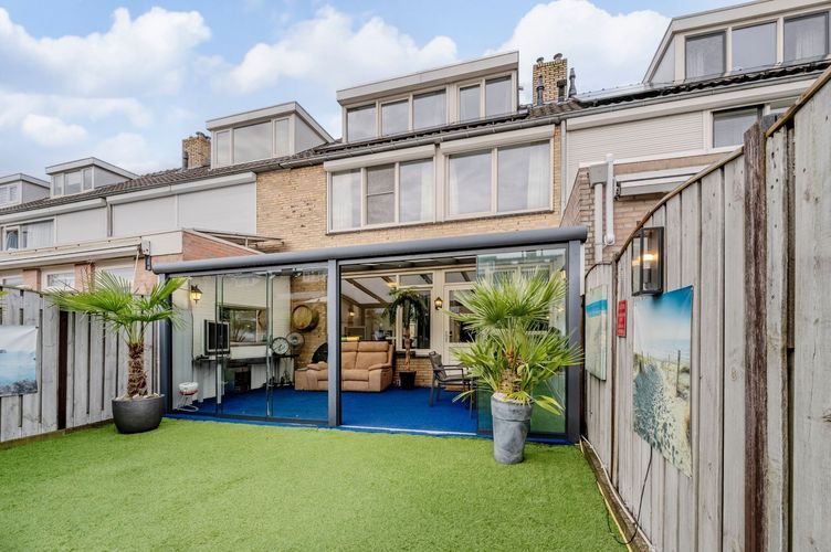 Kerselaar 14 Photo 1