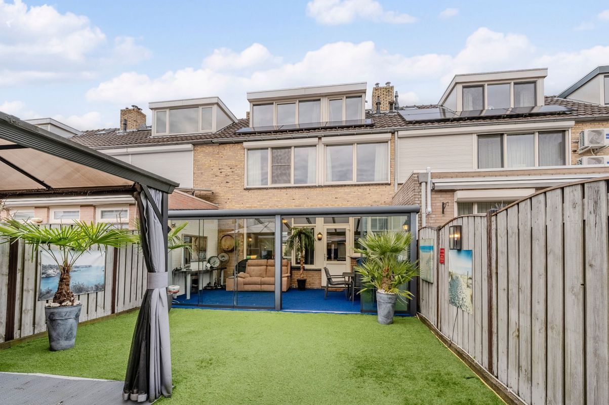 Kerselaar 14 Photo Blur 35