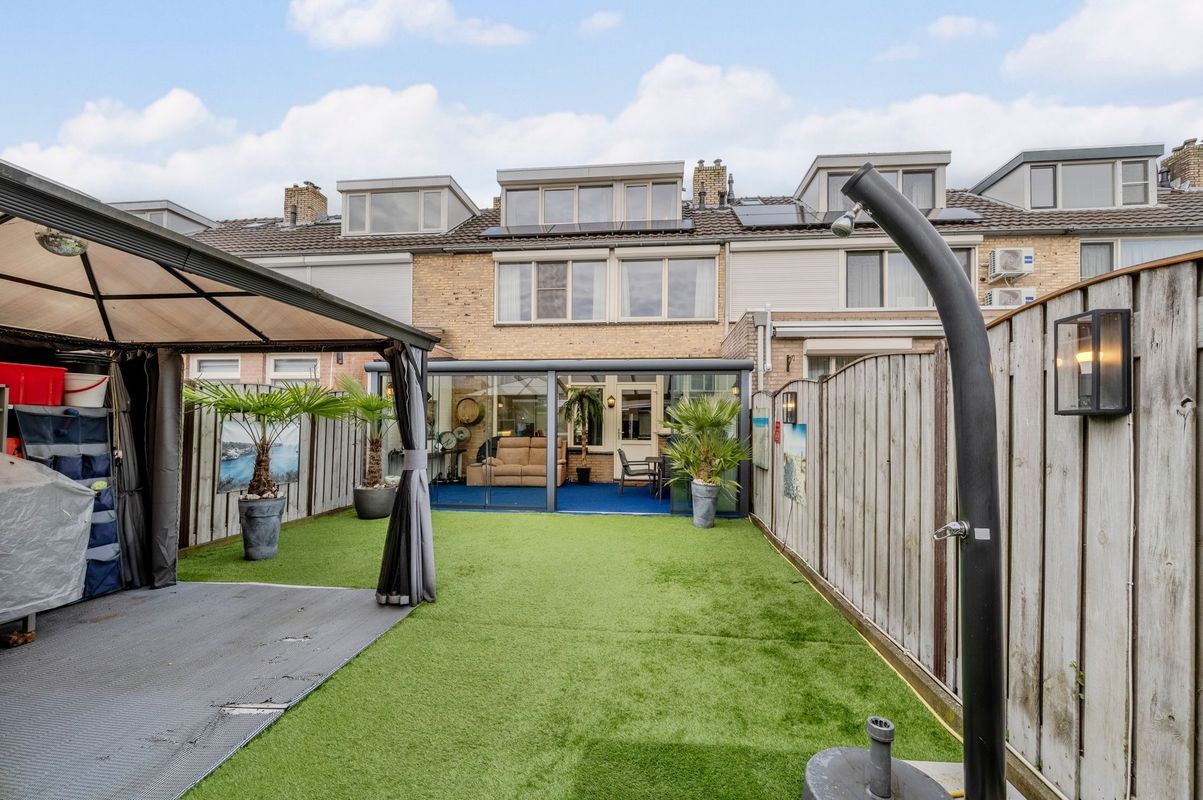 Kerselaar 14 Photo Blur 36