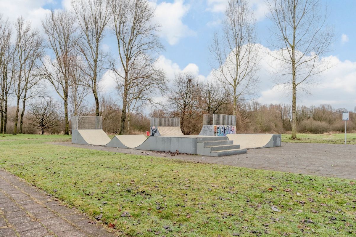 Kerselaar 14 Photo Blur 44