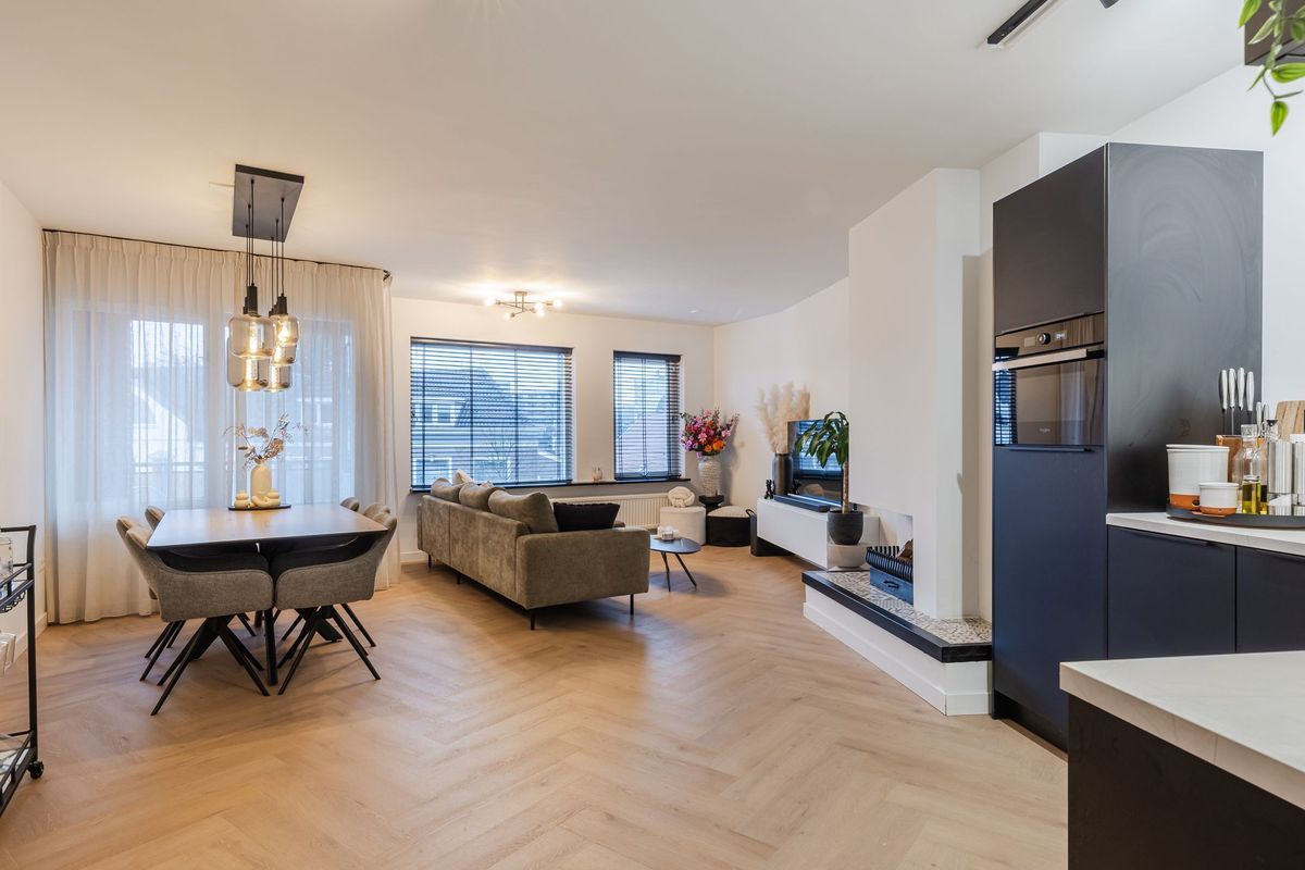 Leijsenhoek 23 Photo Blur 13