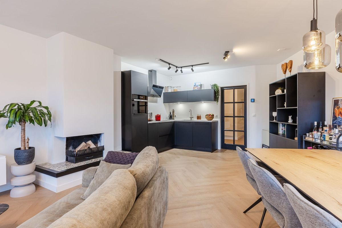 Leijsenhoek 23 Photo Blur 16