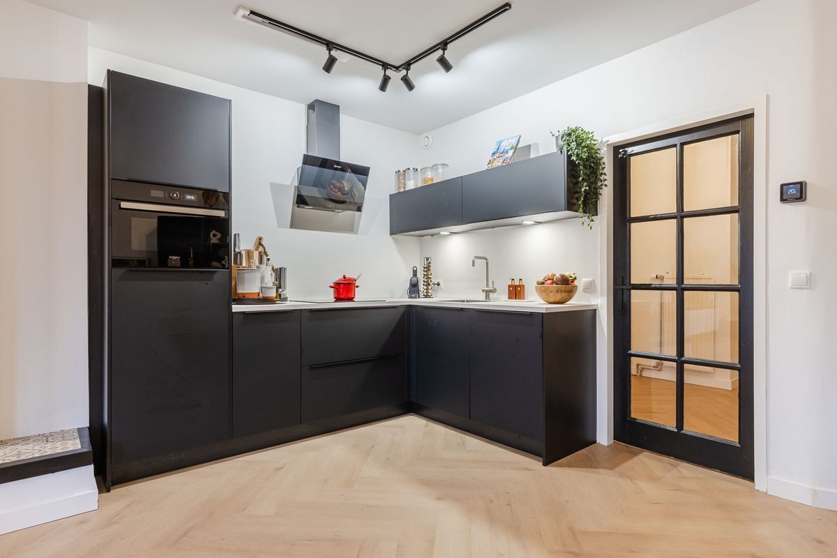 Leijsenhoek 23 Photo Blur 2