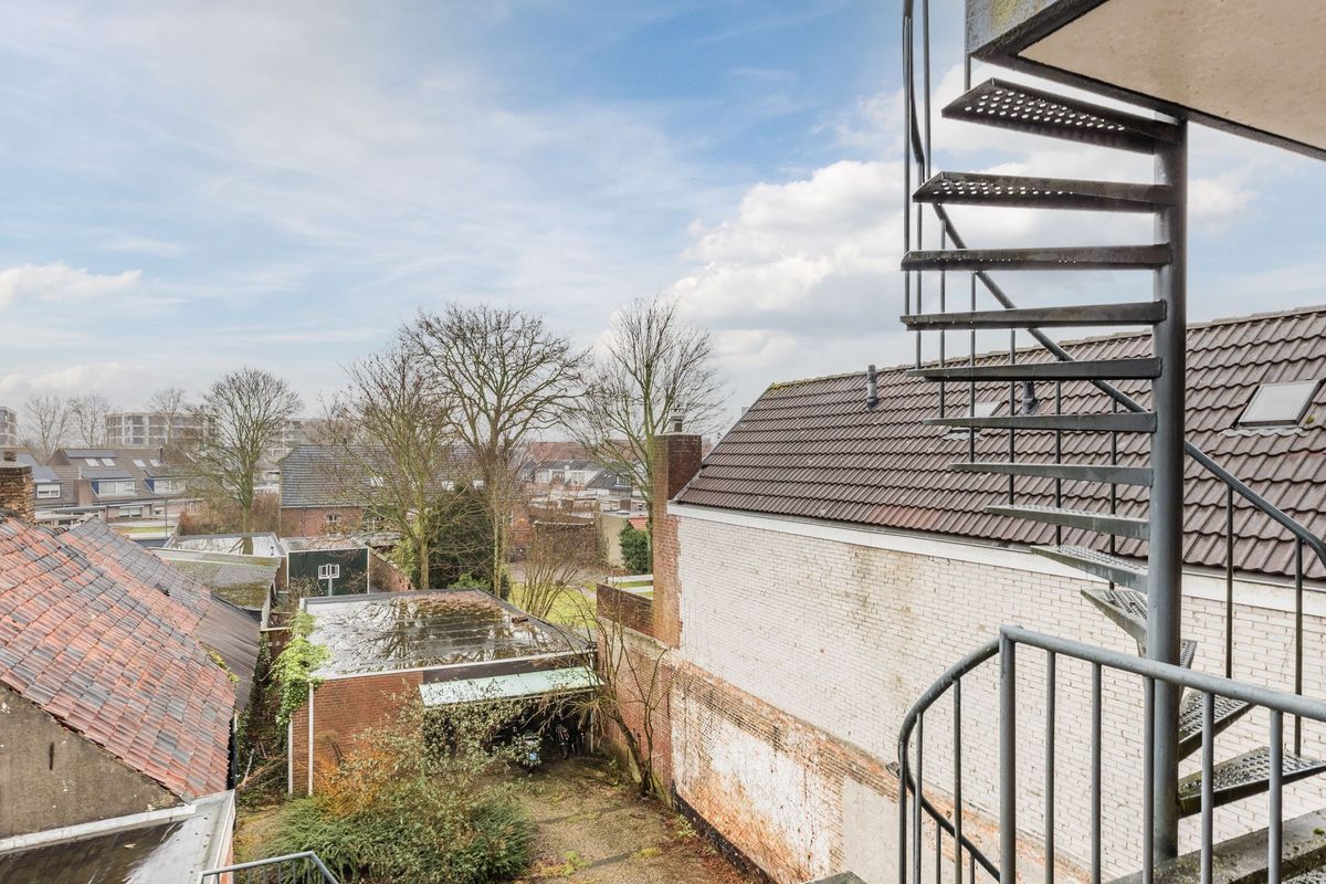 Leijsenhoek 23 Photo Blur 27