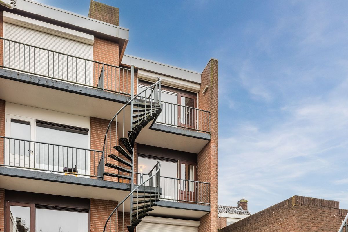 Leijsenhoek 23 Photo Blur 28