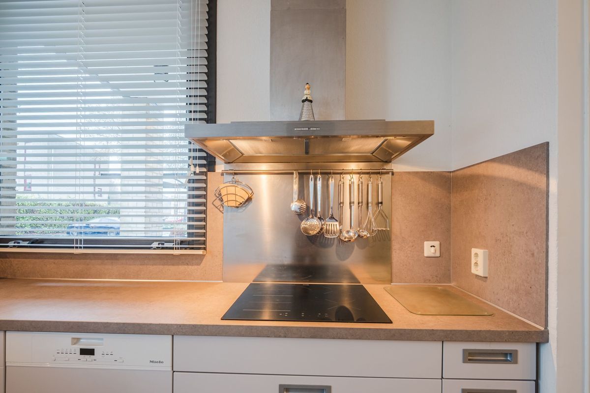 Clara Wichmannstraat 7 Photo Blur 19