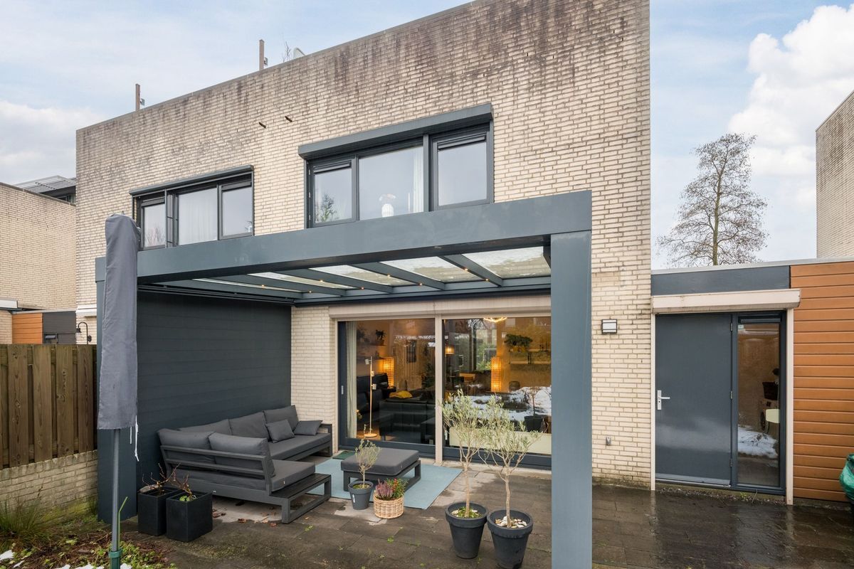 Clara Wichmannstraat 7 Photo Blur 25