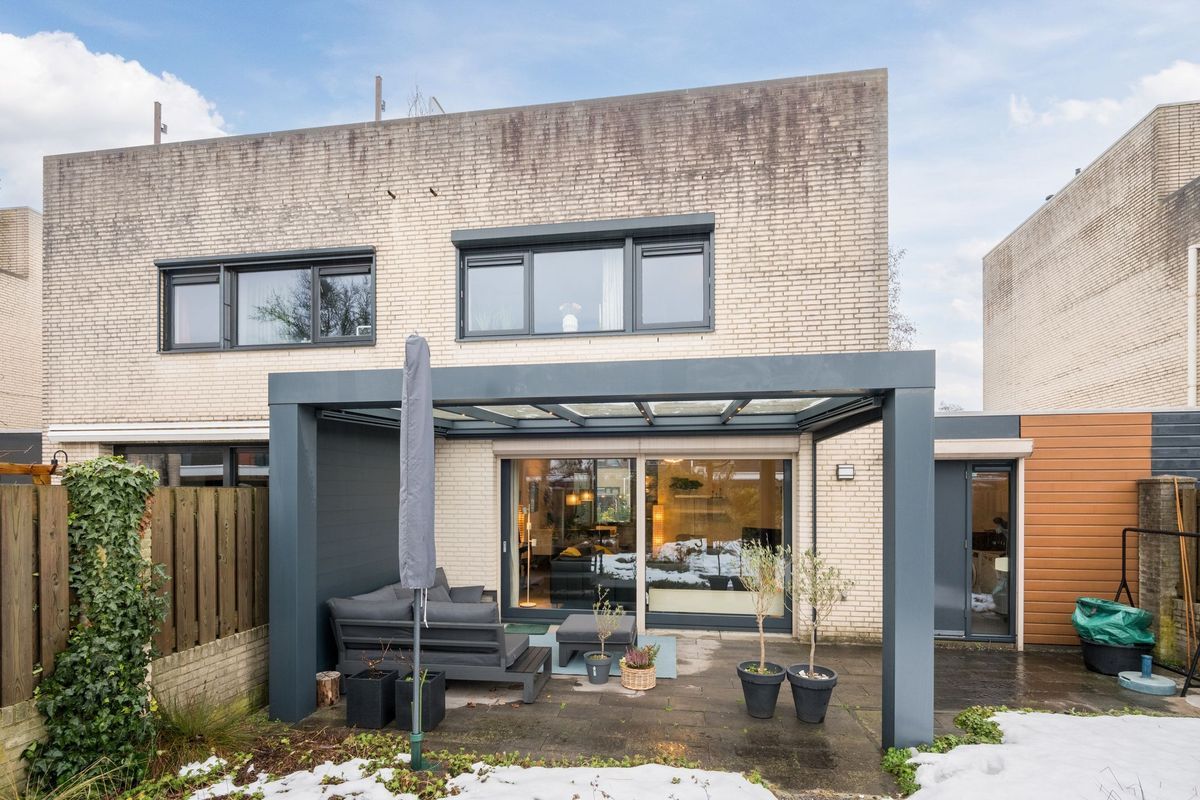 Clara Wichmannstraat 7 Photo Blur 23