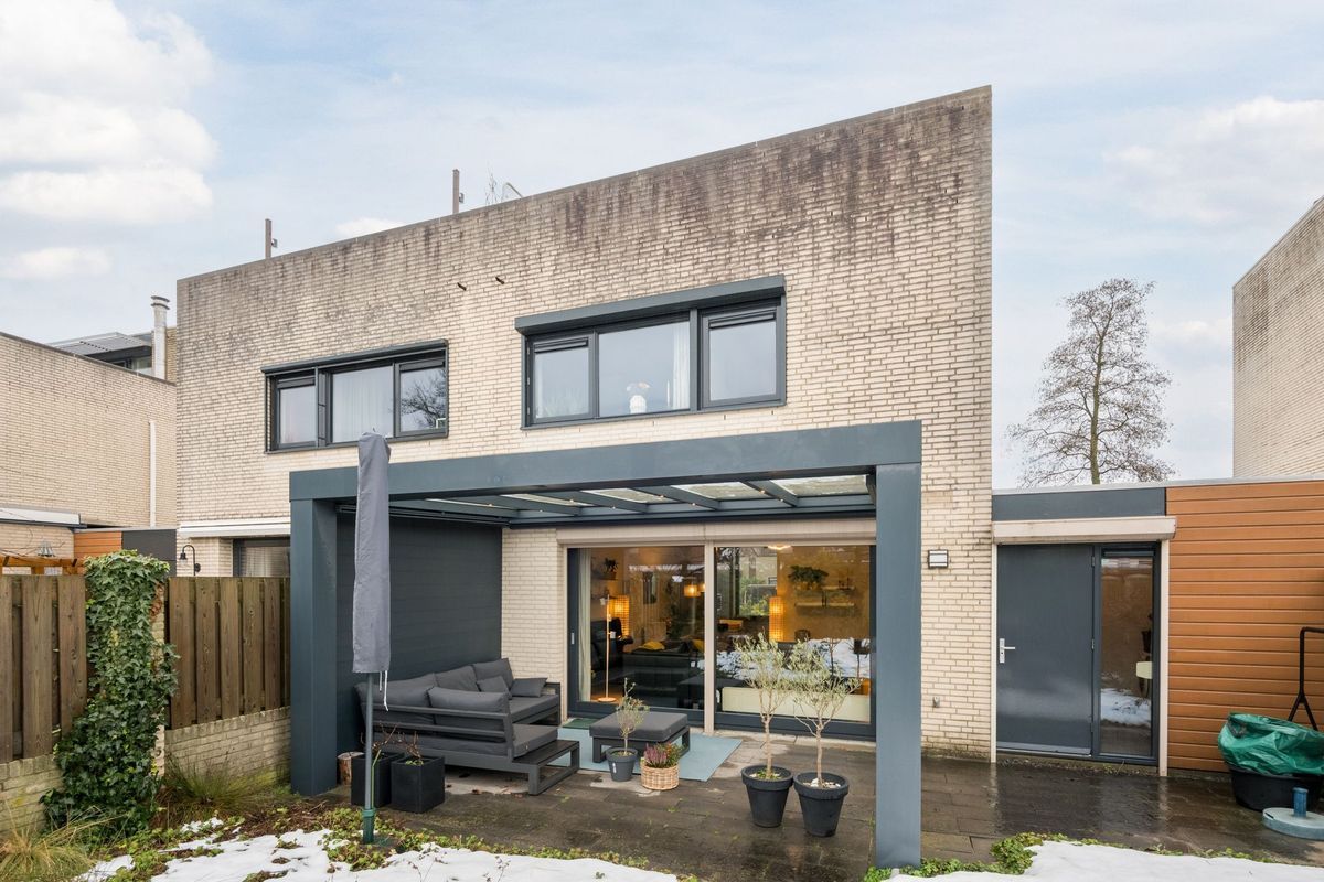 Clara Wichmannstraat 7 Photo Blur 24