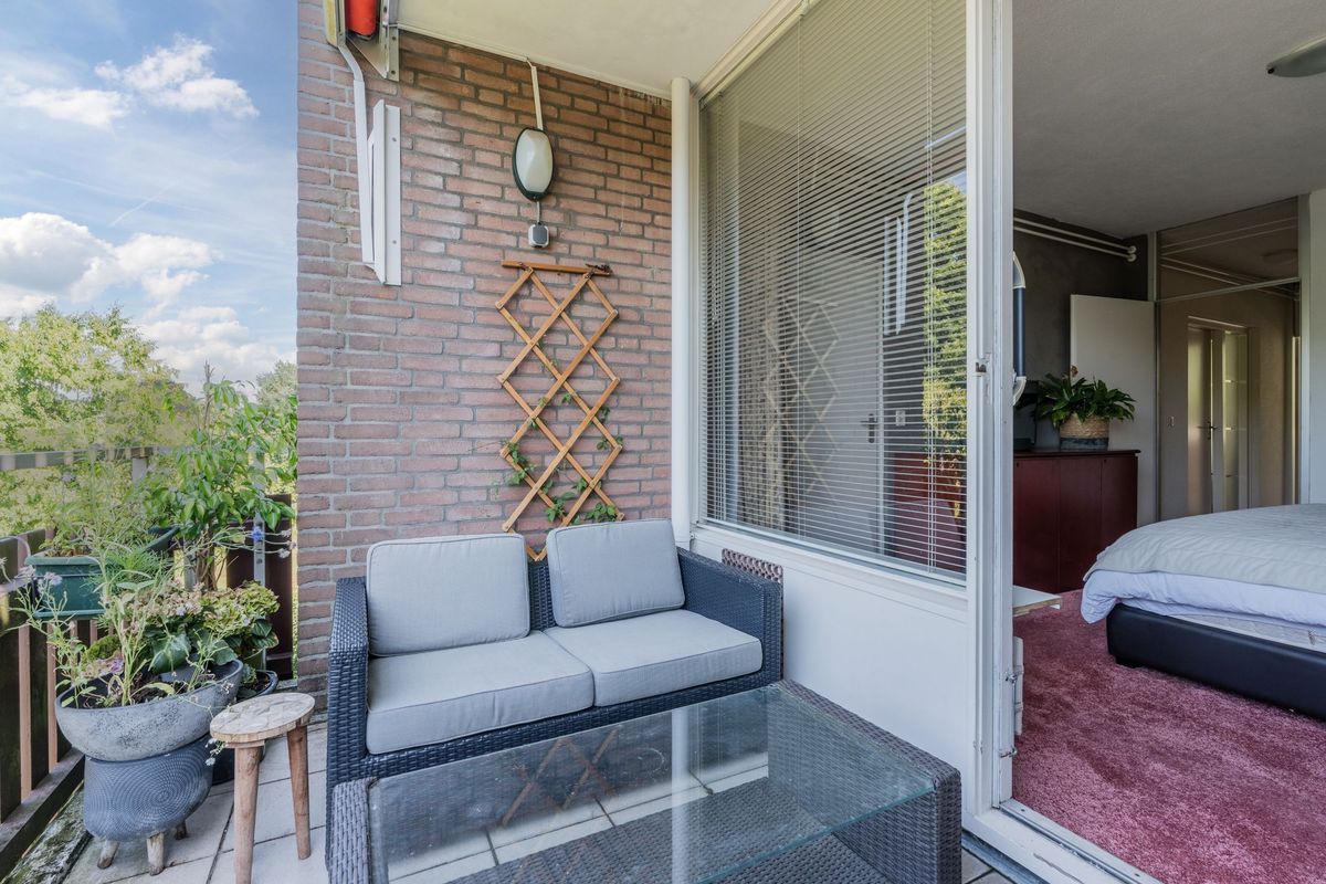 Schoutstraat 63 Photo Blur 23