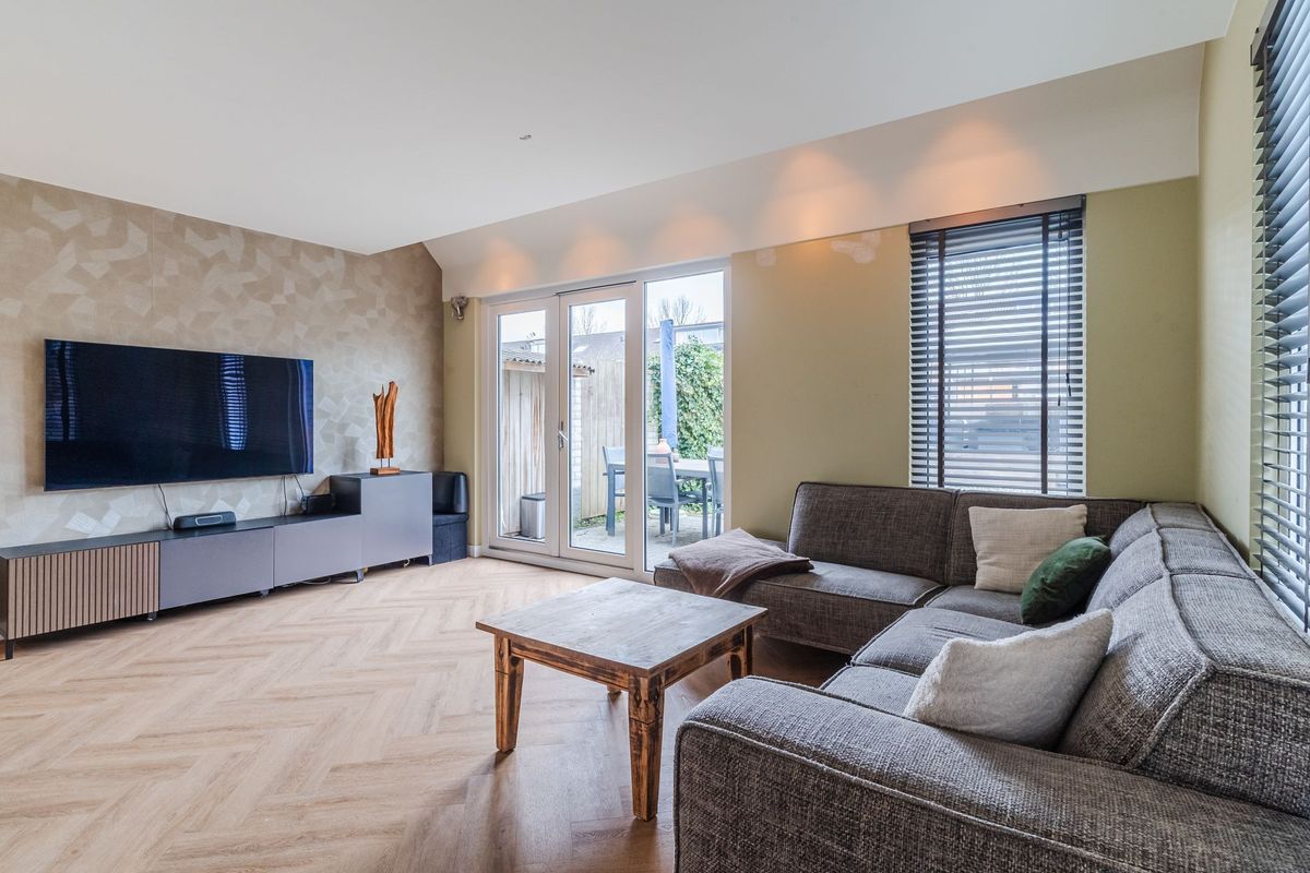 Damwoudestraat 1 Photo Blur 3