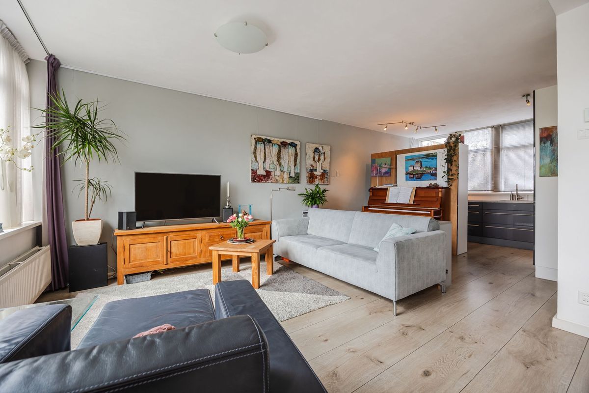 Elandsgang 4 Photo Blur 6