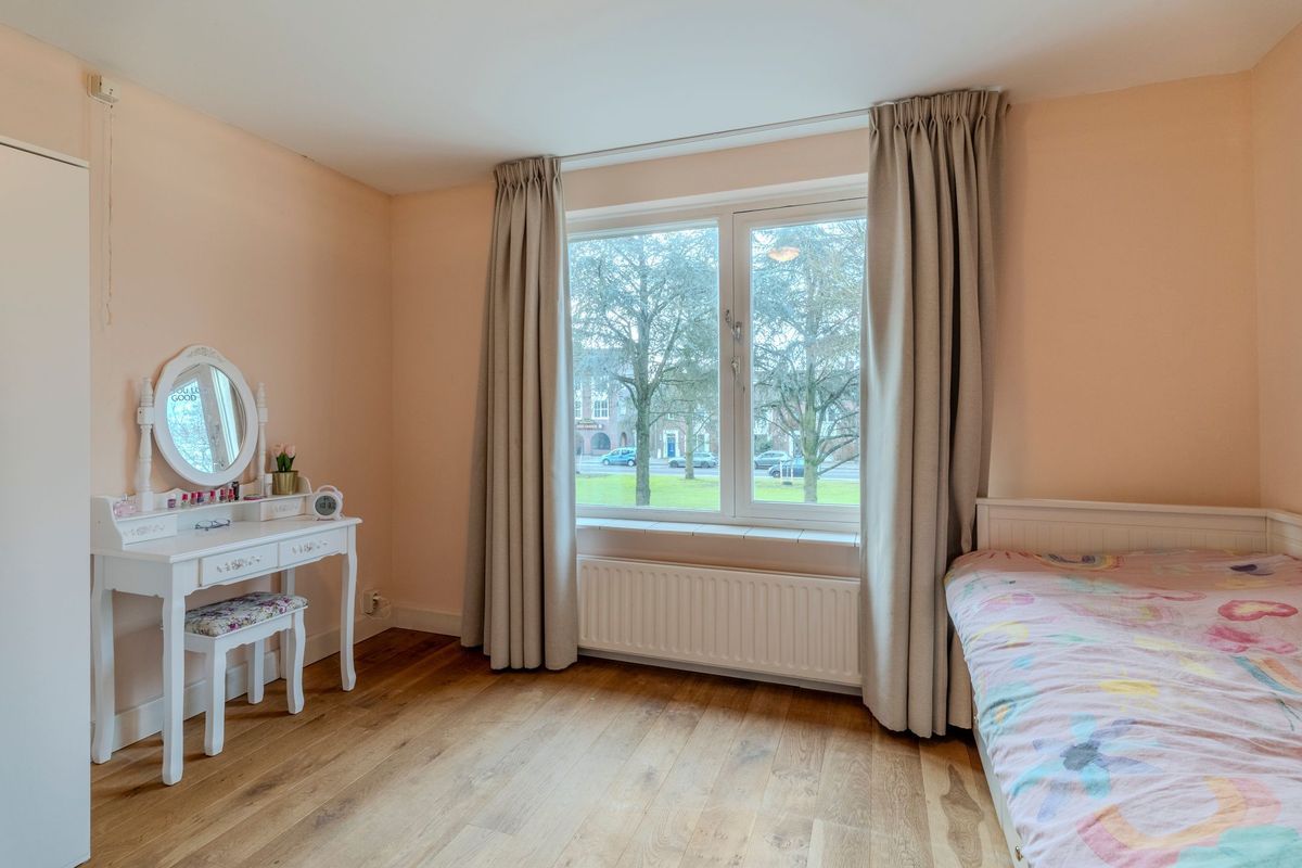 Burgemeester van de Mortelplein 120 Photo Blur 30