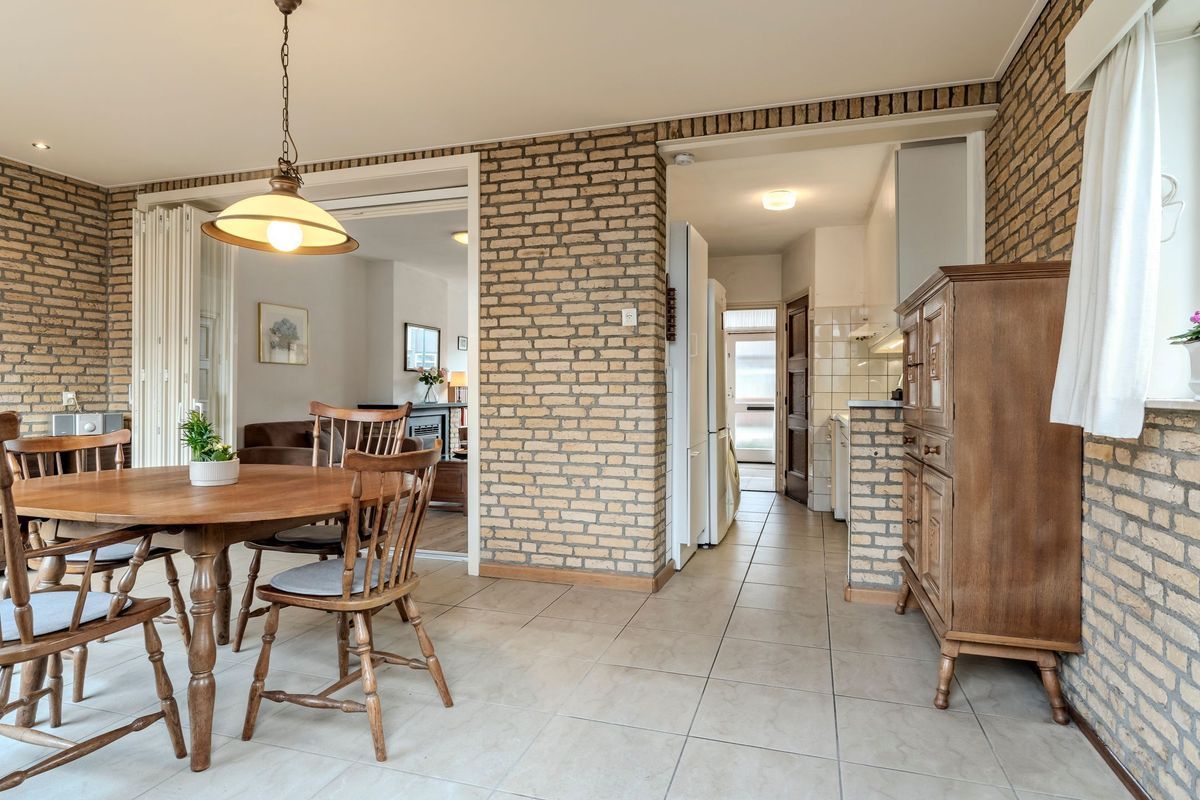 Sint Lambertusstraat 13 Photo Blur 10