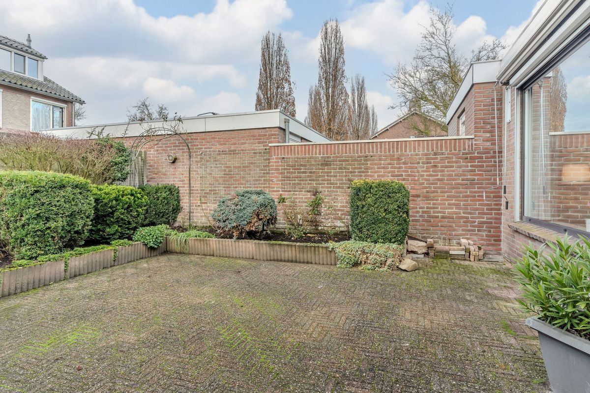 Sint Lambertusstraat 13 Photo Blur 24