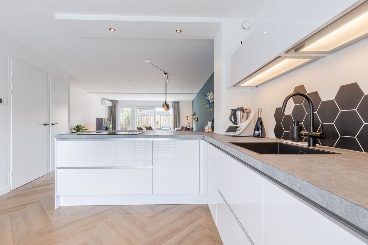 Elstpad 22 Photo Blur 9