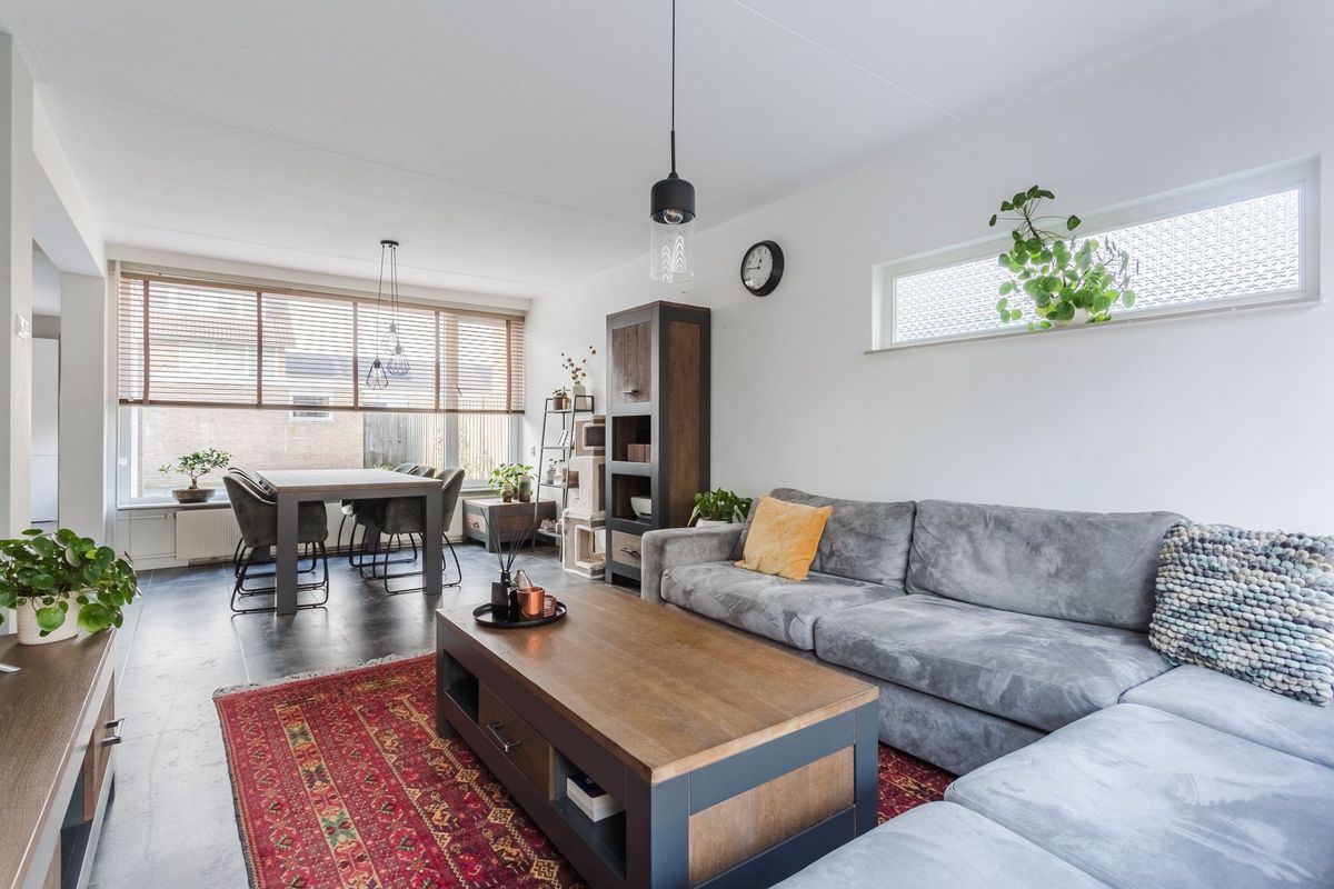 Admiraal Byrdstraat 22 Photo Blur 6