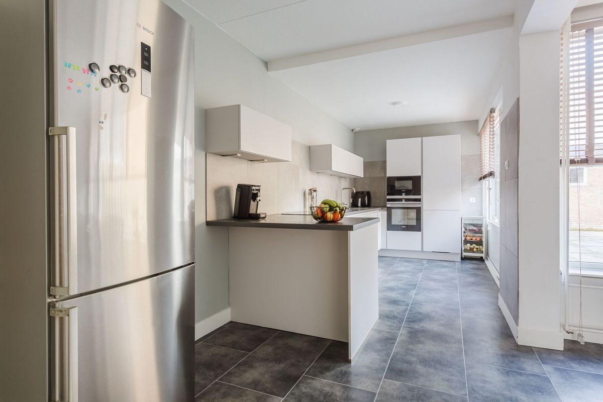 Admiraal Byrdstraat 22 Photo Blur 12