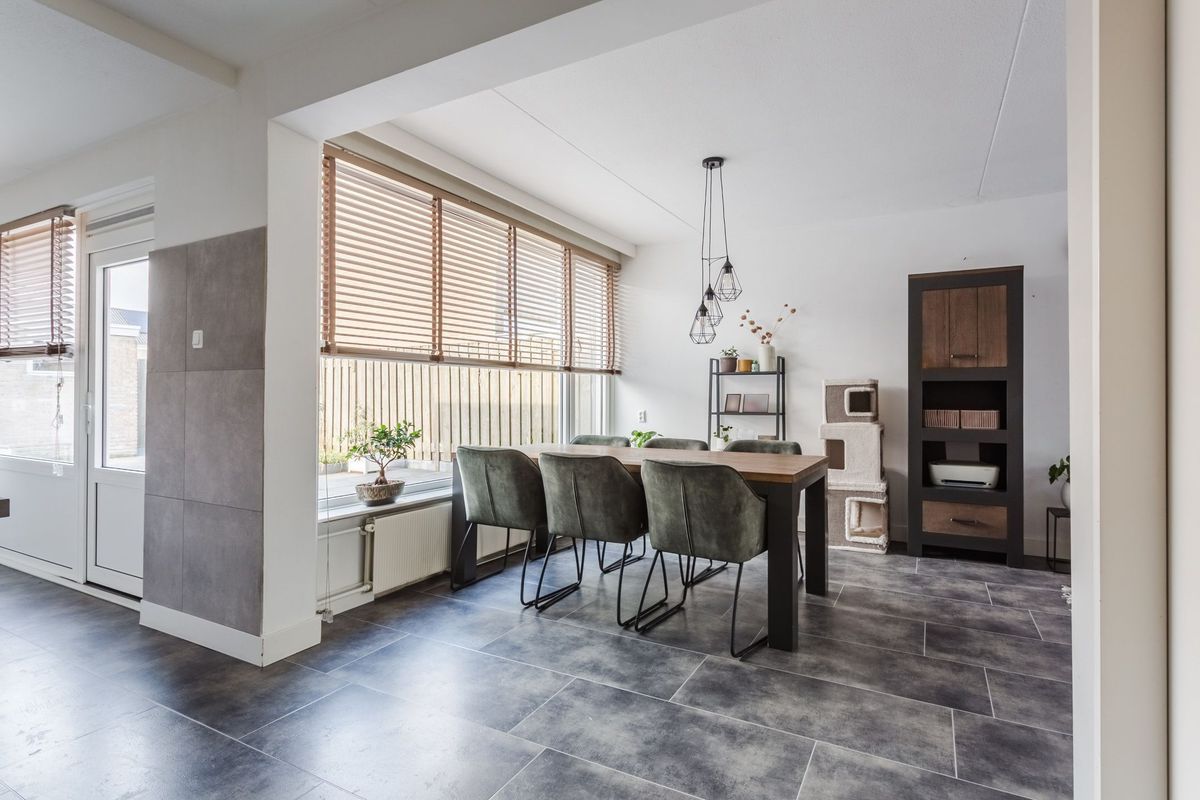 Admiraal Byrdstraat 22 Photo Blur 10