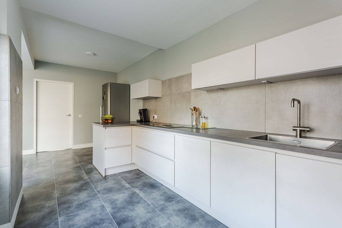 Admiraal Byrdstraat 22 Photo Blur 13