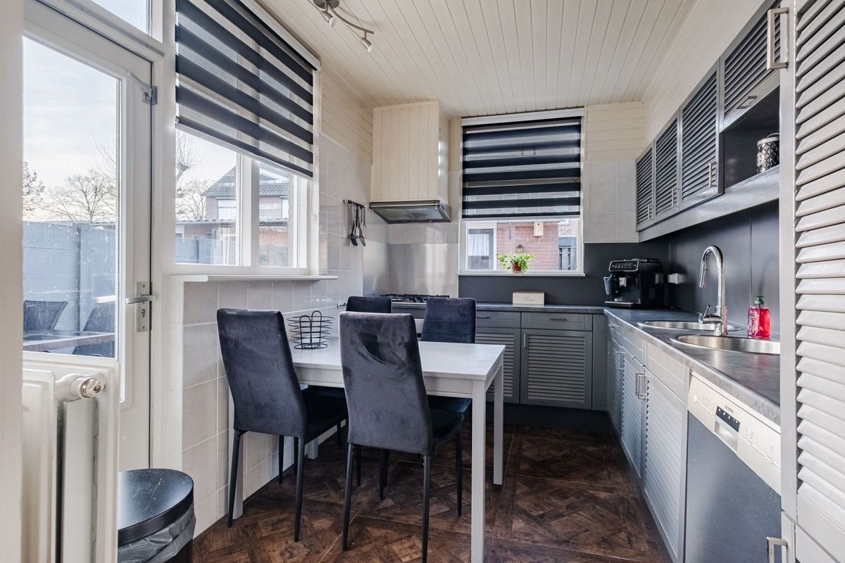 Heer van Rodestraat 139 Photo Blur 11