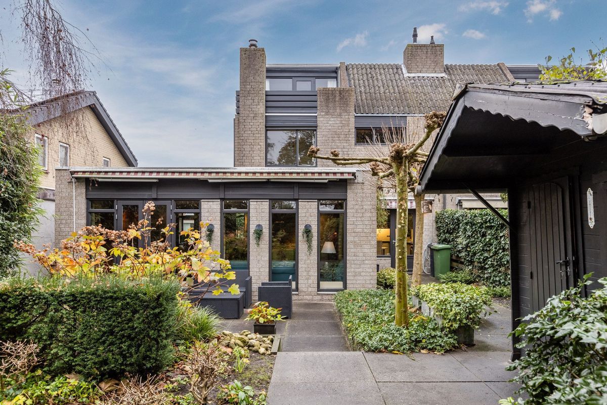 Statenlaan 19 Photo Blur 25