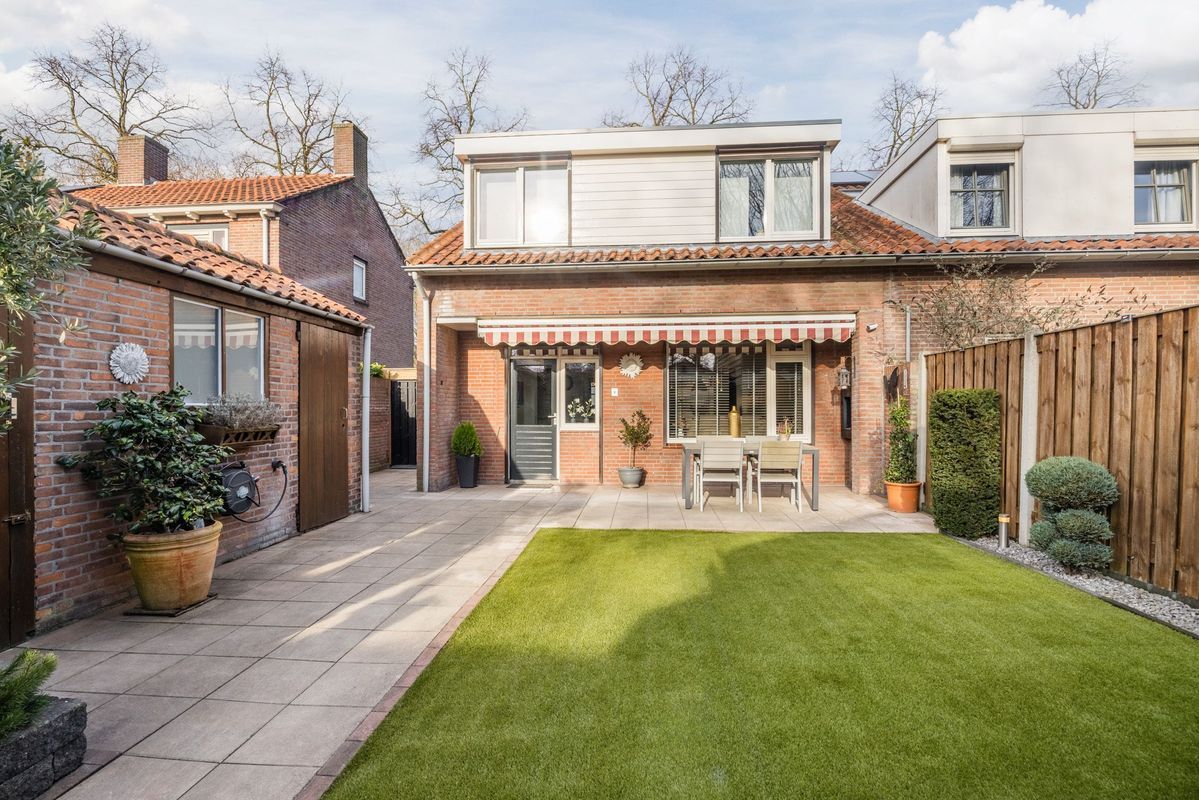 Nerhovensestraat 30 Photo Blur 21