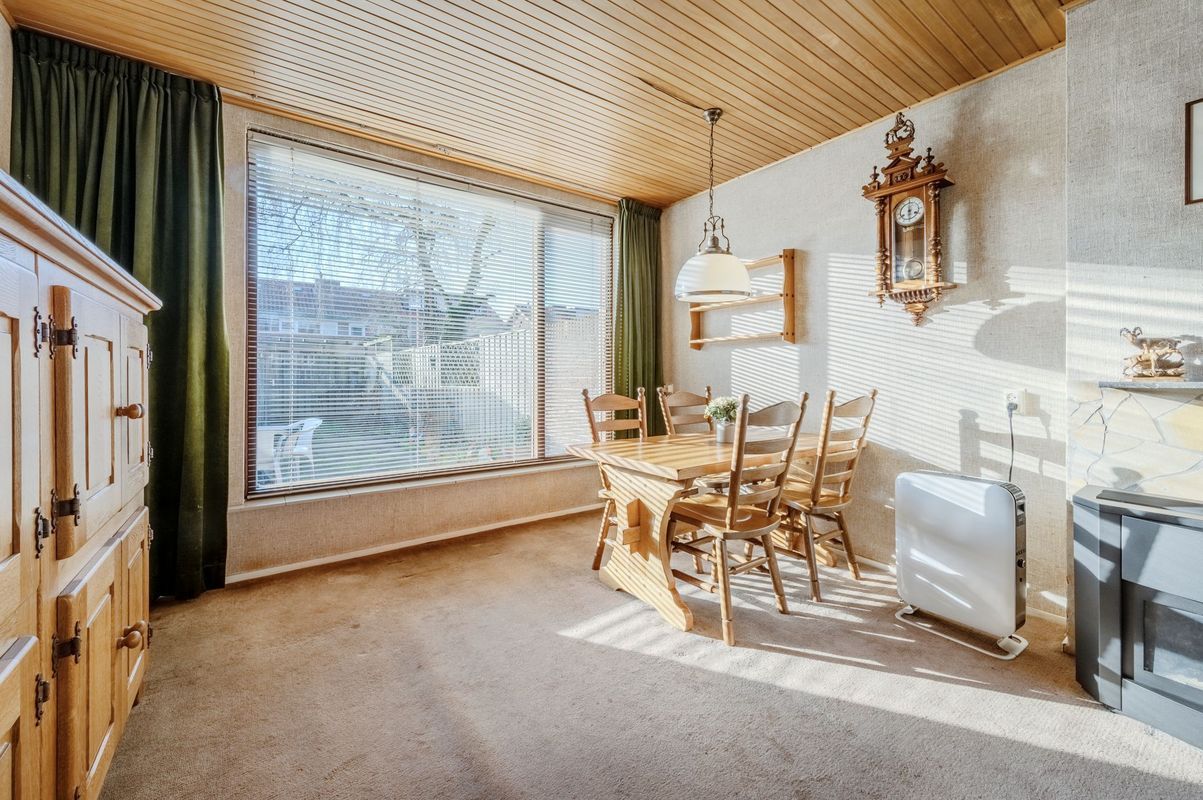 Wede 15 Photo Blur 18