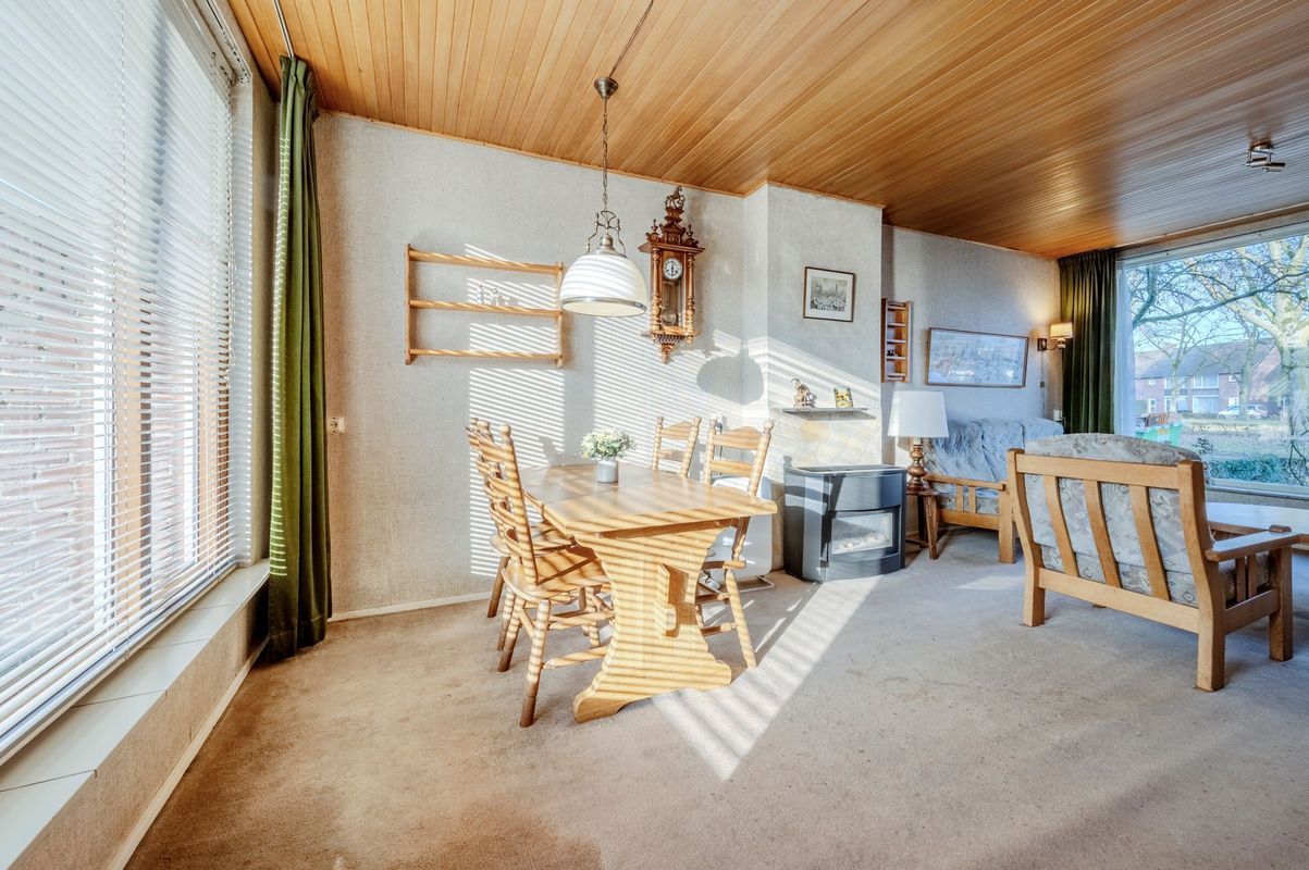 Wede 15 Photo Blur 19