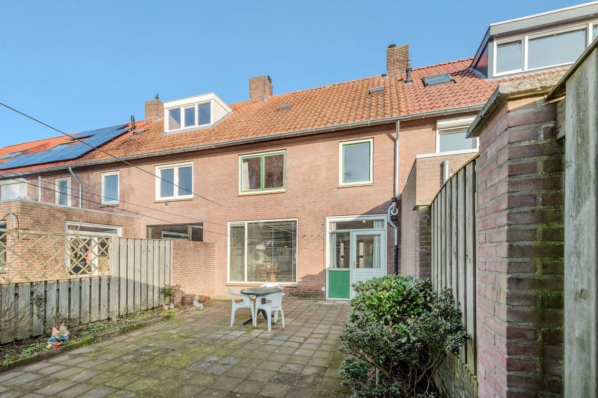 Wede 15 Photo Blur 46