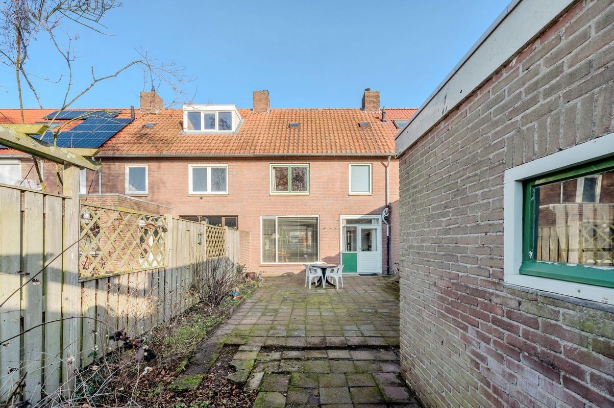 Wede 15 Photo Blur 45