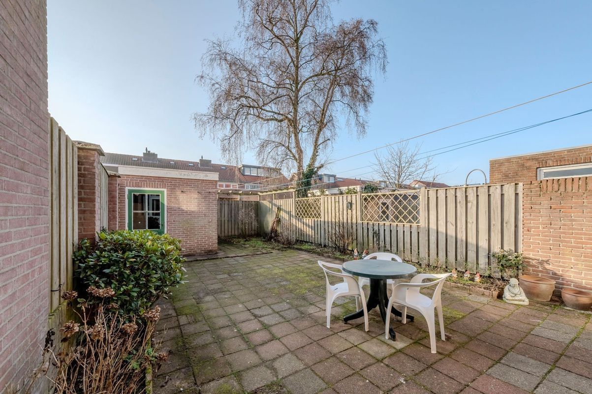 Wede 15 Photo Blur 49