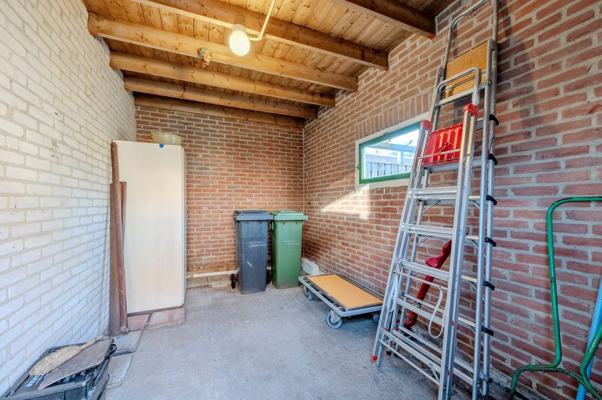 Wede 15 Photo Blur 52