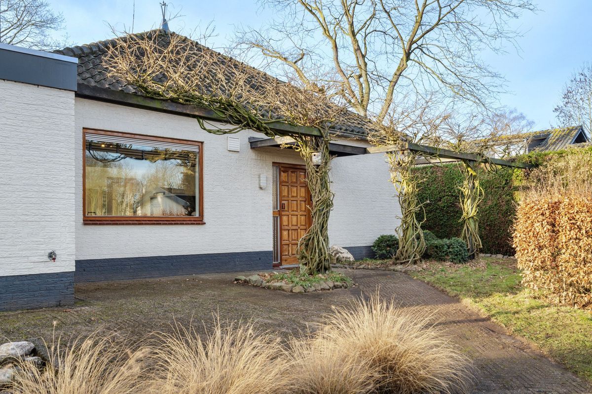 Oude Rijsbergsebaan 9 Photo Blur 4