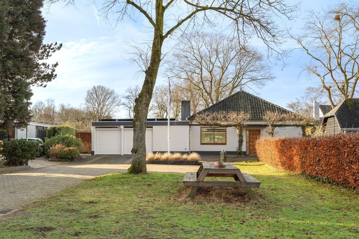 Oude Rijsbergsebaan 9 Photo Blur 52