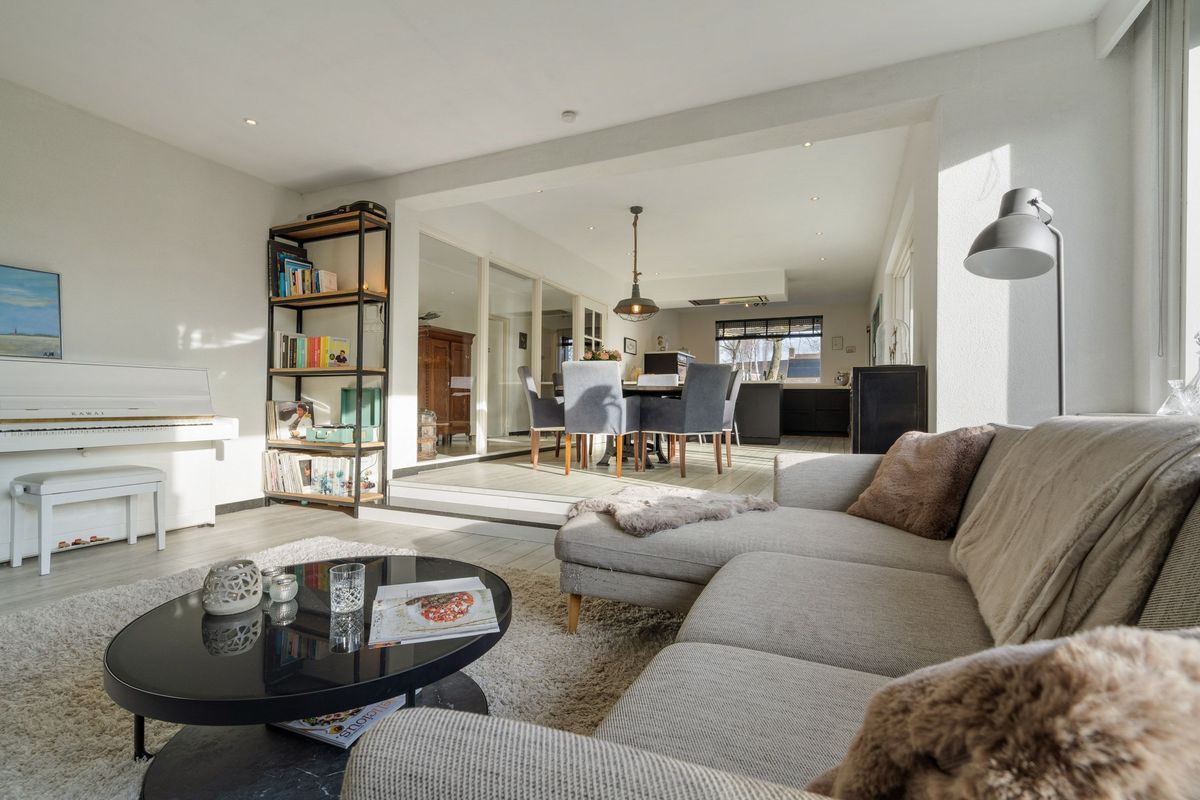 Oude Rijsbergsebaan 9 Photo Blur 12