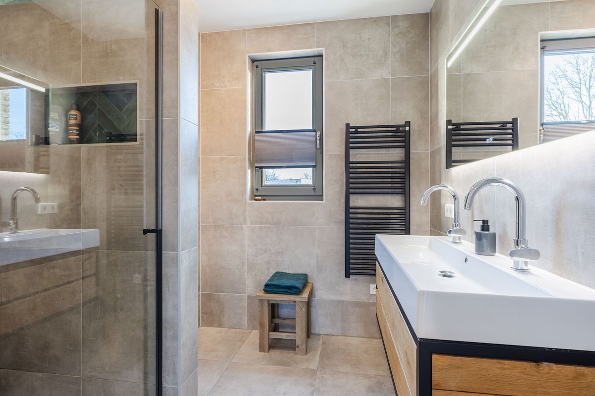 Muurtje 10 Photo Blur 3