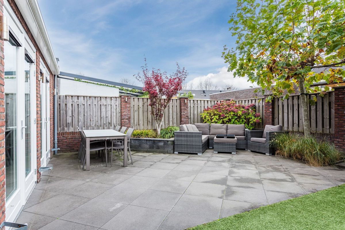 Leeuwerik 9 Photo Blur 44